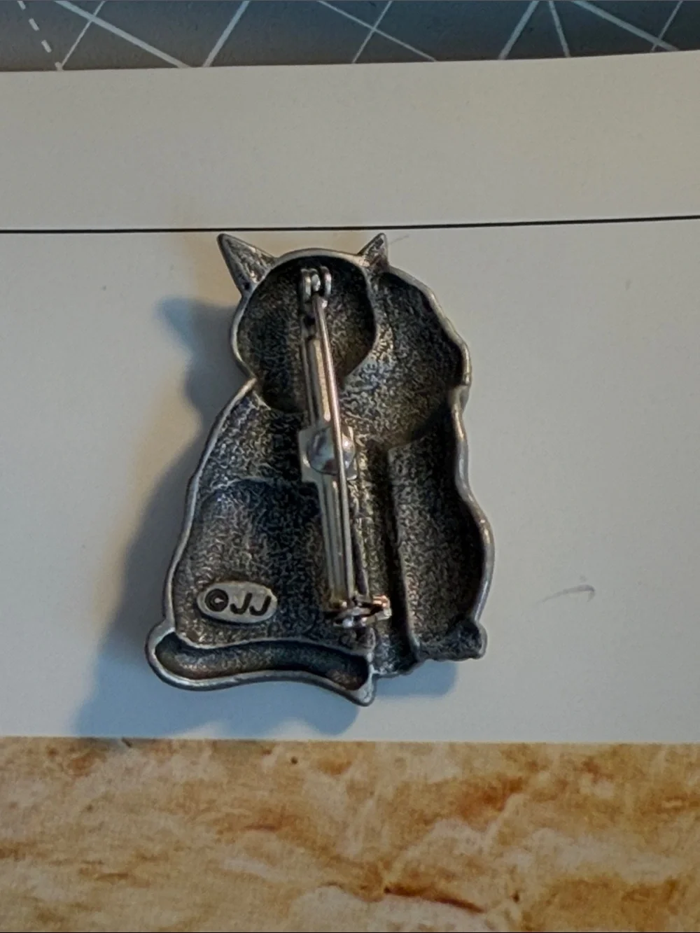 JJ Jonette Vintage Pewter Signed Cat Bathing Itself Brooch.